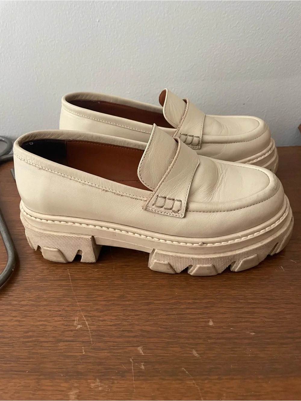Alohas loafers